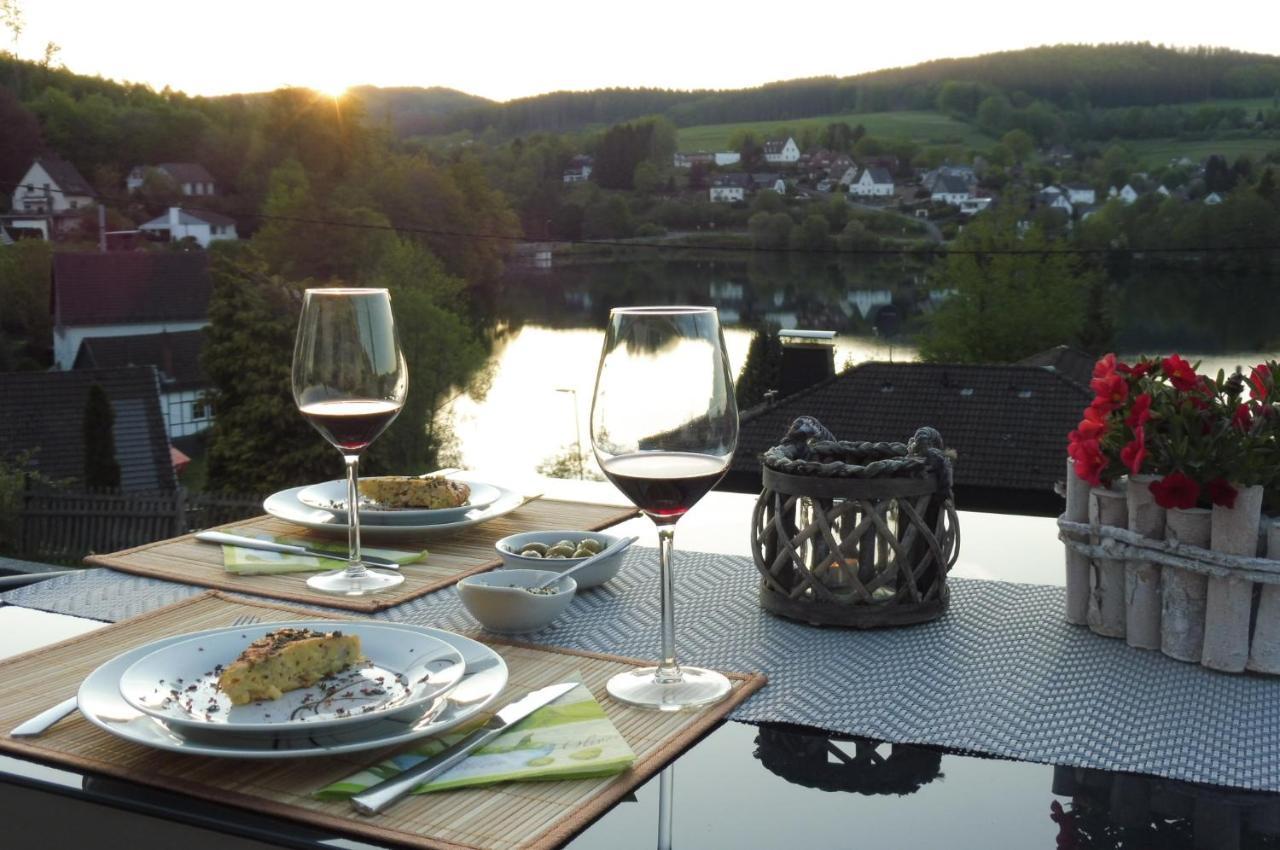 Exklusive Ferienwohnung 'Agger-Blick' Mit Grosser Seeblick-Terrasse & Sauna Gummersbach Exterior foto